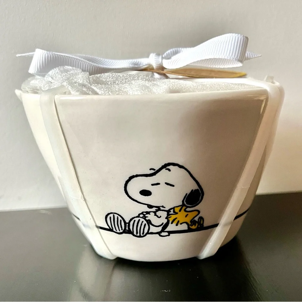 Rae Dunn x Peanuts Snoopy Measuring Cups